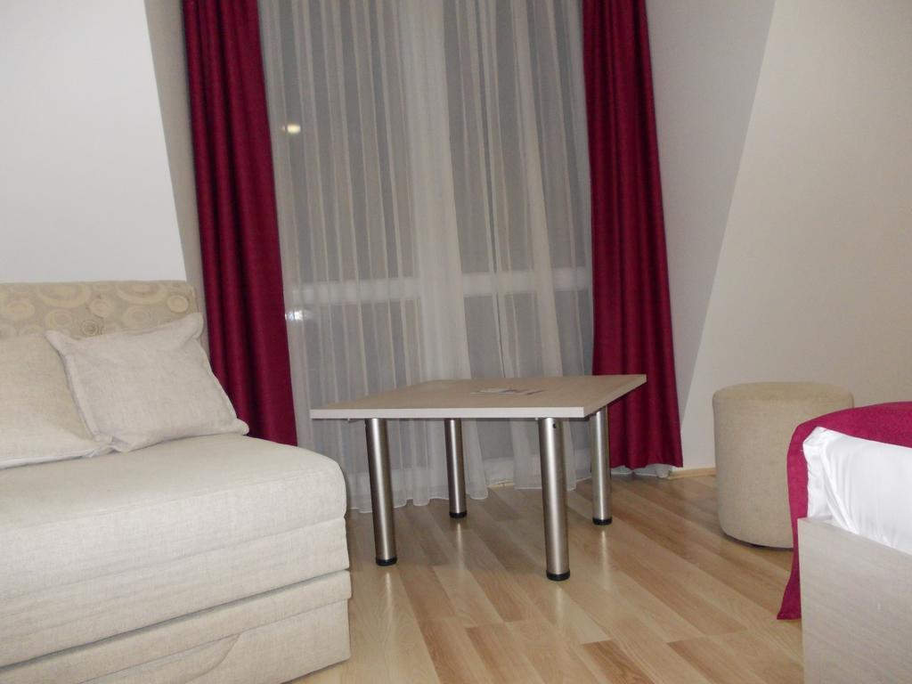 City Boutique Rooms Skopje Exteriör bild