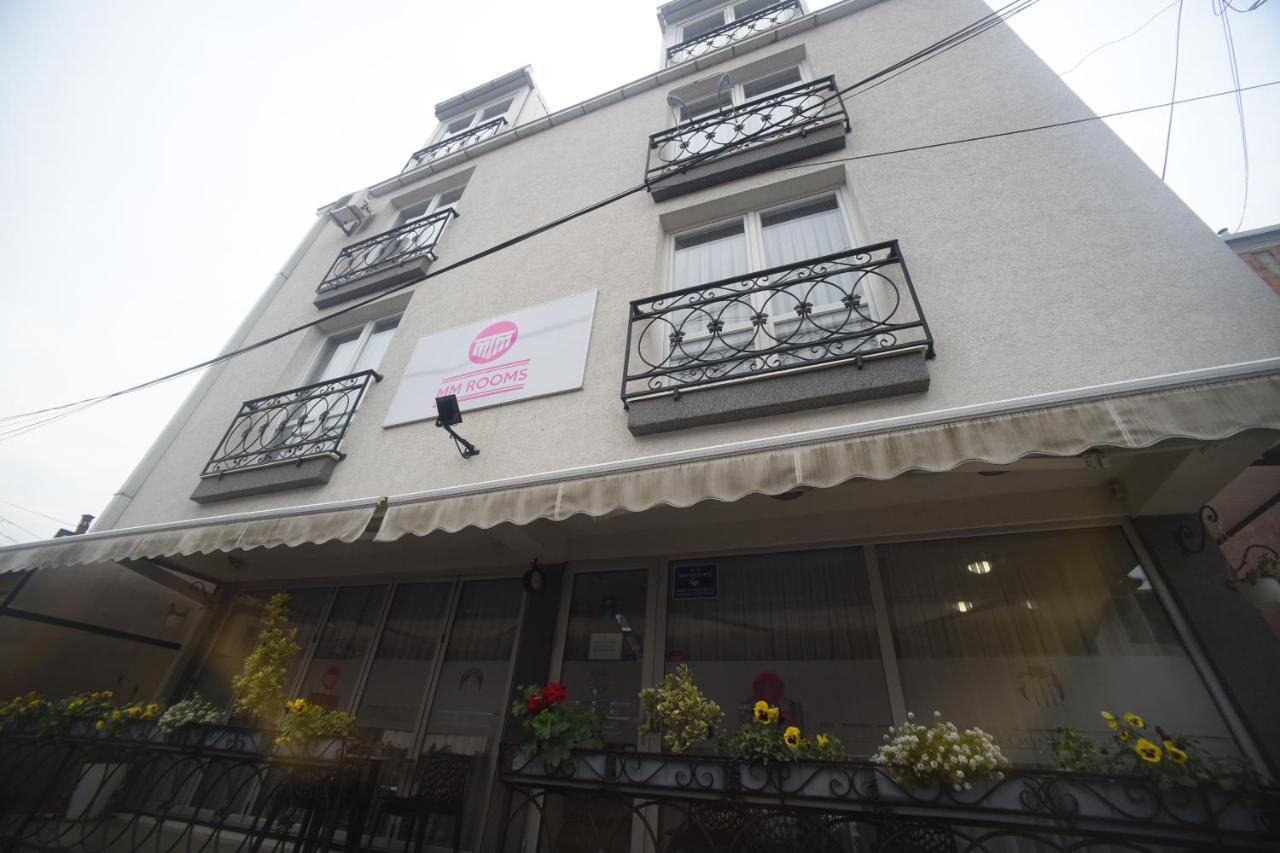 City Boutique Rooms Skopje Exteriör bild